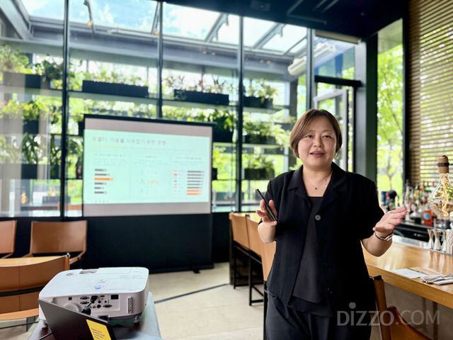 메리어트 인터내셔널 황인영 상무가 '2026 로열티 트렌드 리포트'를 설명하고 있다.(사진=서미영 기자)