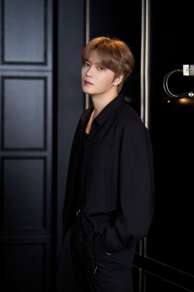 영화 '신사: 악귀의 속삭임'에서 '명진' 역을 맡은 배우 김재중의 모습. / 라이브러리컴퍼니 제공
