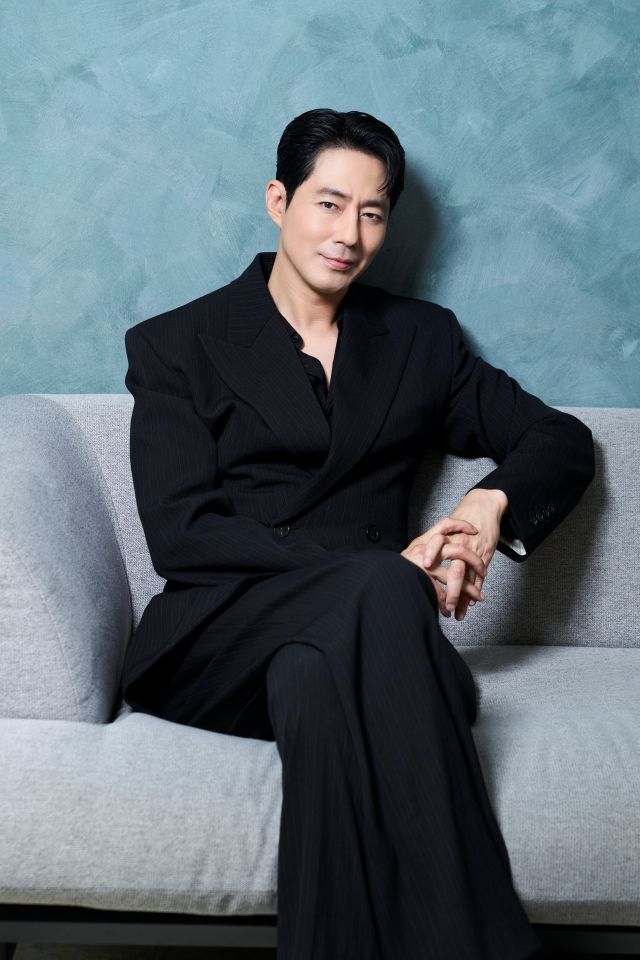 영화 '호프'에서 '성기' 역을 맡아 열연한 배우 조인성이 인터뷰에 임하고 있다. / 플러스엠 엔터테인먼트 제공
