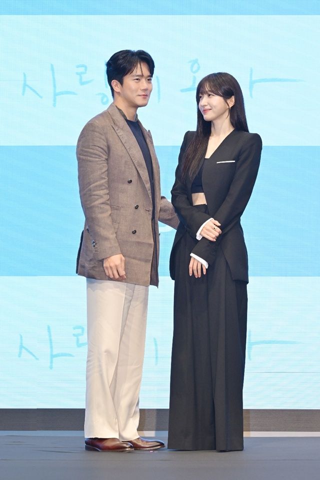 "위로와 희망 드리고 싶다"…안희연, '사랑이 온다'로 3년 만에 복귀 [종합]