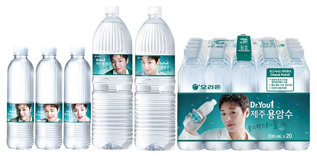 닥터유 제주용암수 박지훈 라벨 스페셜 에디션 제품 이미지./오리온 제공