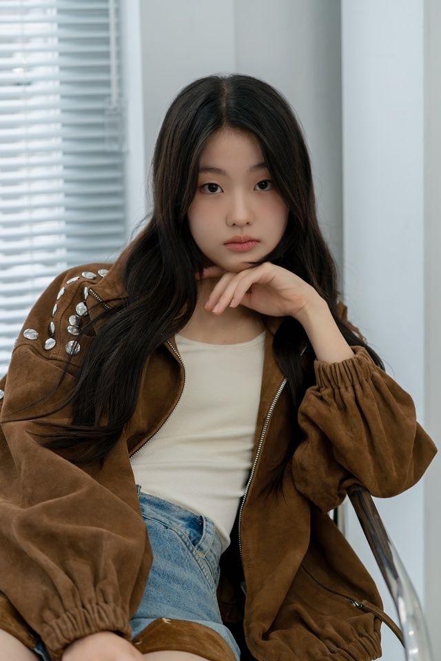 드라마 '김부장'의 민지 역할을 맡은 배우 서수민이 인터뷰를 진행하고 있다. / 와이원엔터테인먼트 제공