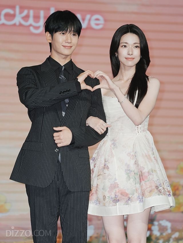 5일 서울 마포구 호텔 나루 서울 엠갤러리 호텔에서 넷플릭스 시리즈 '이런 엿같은 사랑' 제작발표회가 열렸다. / 이대덕 객원 사진기자, leedaedeok@gmail.com