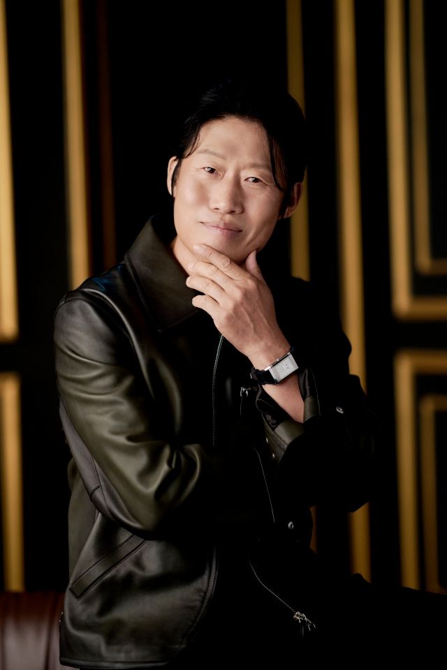 영화 '암살자(들)'에서 철구 역을 맡은 배우 유해진 / 하이브미디어코프 제공