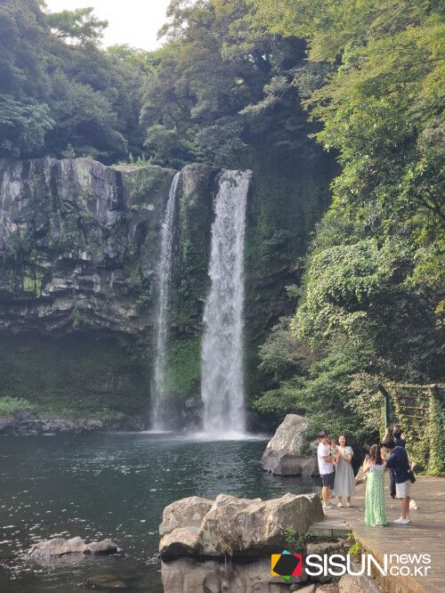 Cheonjiyeon Falls, Jeju&nbsp;[SISUNNEWS DB]