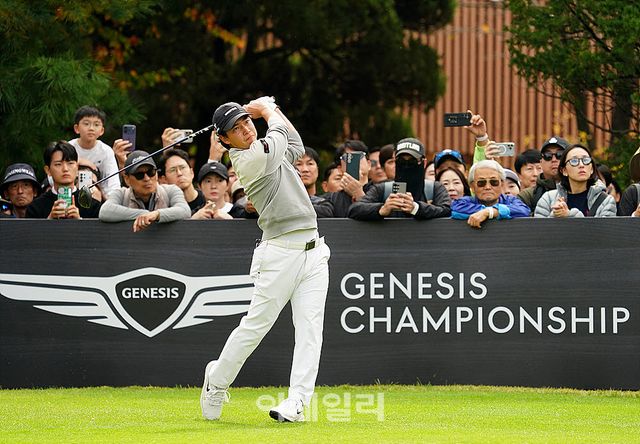유토 카스라가와가 1번홀에서 힘차게 티샷을 하고 있다. (사진=이데일리 골프in 김상민 기자)