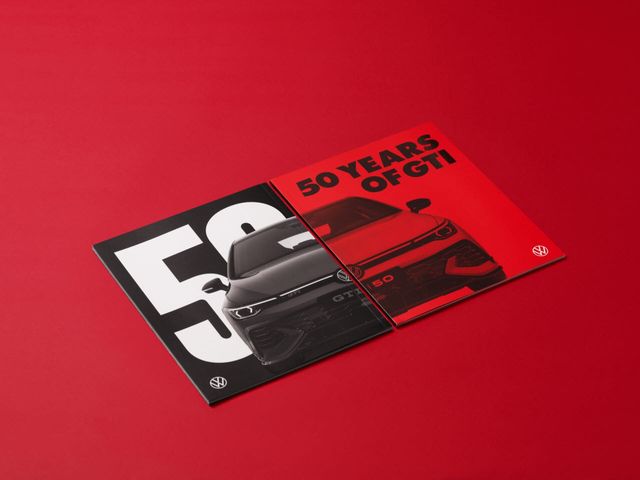폭스바겐 골프 GTI 출시 50주년 기념 히스토리북 ‘50 YEARS OF GTI’. (사진=폭스바겐코리아)