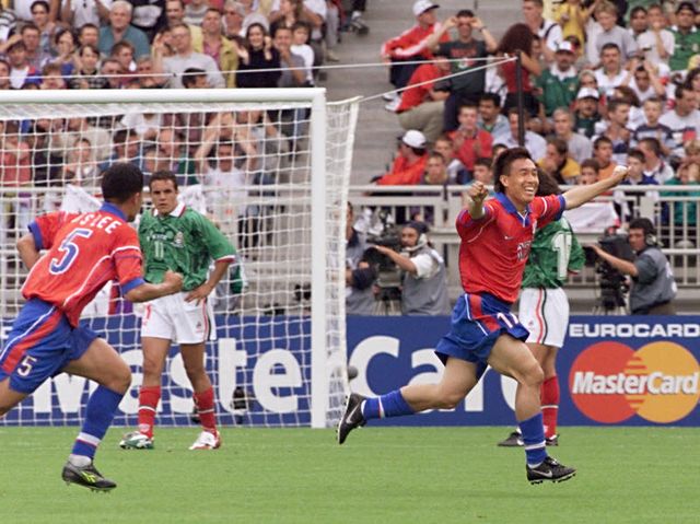 한국의 월드컵 통산 첫 선제골은 1998 프랑스 월드컵 멕시코전에서 하석주가 기록했다. 사진=AFPBB NEWS
