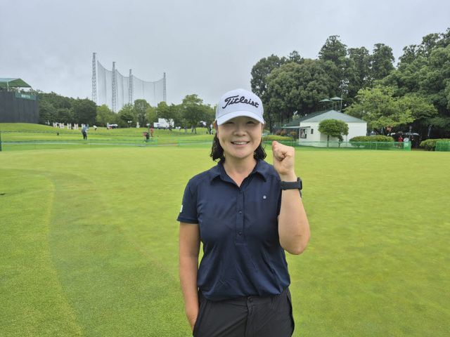 이민영이 JLPGA 투어 어스몬다민컵 1라운드 경기를 끝낸 뒤 드라이빙 레인지에서 포즈를 취하고 있다. (사진=주미희 기자)