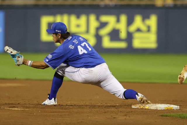 프로 데뷔 후 처음으로 포수가 아닌 1루수로 변신한 강민호. 사진=삼성라이온즈