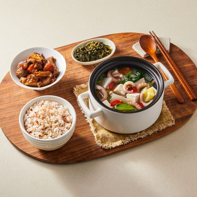 현대그린푸드, 아주대의료원서 암 예방·치료 식단 전시회