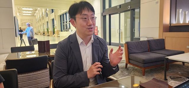 이정석 이노크라스 대표가 23일 미국 샌디에이고 맨체스터 그랜드 하얏트 호텔에서 이데일리와 인터뷰를 하고 있다.(사진=송영두 기자)