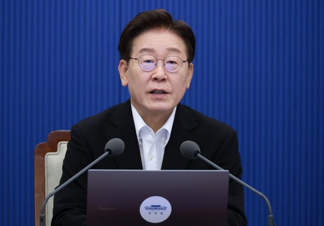 이재명 대통령이 25일 청와대에서 열린 수석보좌관회의에서 발언하고 있다.(사진=연합뉴스)