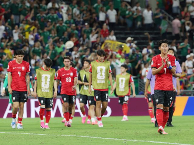 끝내 32강 진출이 좌절된 한국 축구대표팀. 사진=연합뉴스
