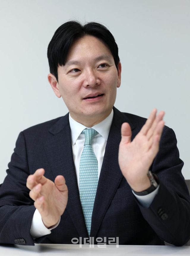 [이데일리 노진환 기자] 박상용 인천지검 부부장검사가 16일 서울 중구 통일로 KG타워에서 이데일리와 인터뷰를 하고 있다.