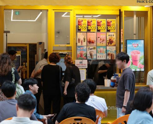 기사 내용과 관련 없는 사진. 서울 시내의 한 빽다방 매장. (사진=연합뉴스)
