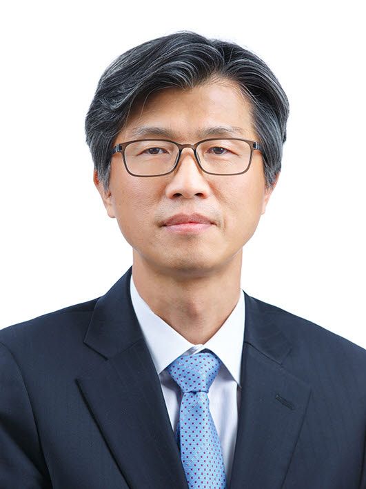 심충진 건국대 경영학과 교수