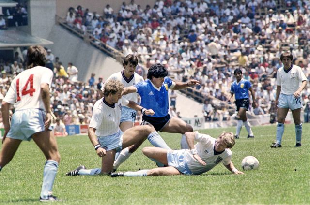 아르헨티나는 1986 멕시코 월드컵 8강에서 잉글랜드를 2-1로 꺾었다. 당시 디에고 마라도나의 '신의 손' 사건과 '신의 골'이 동시에 터졌다. 잉글랜드를 따돌린 아르헨티나는 월드컵 우승까지 차지했다. 사진=AFPBB NEWS