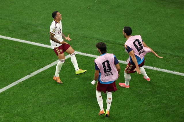 15일(한국시간) 미국 댈러스 스타디움에서 열린 스페인과 프랑스의 2026 국제축구연맹(FIFA) 북중미 월드컵 준결승전. 스페인 페드로 포로가 추가골을 터뜨린 뒤 포효하고 있다. 사진=AFPBB NEWS
