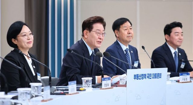 이재명 대통령이 23일 오전 KBS 별관에서 열린 부동산 대토론회에서 발언하고 있다.(사진=연합뉴스)