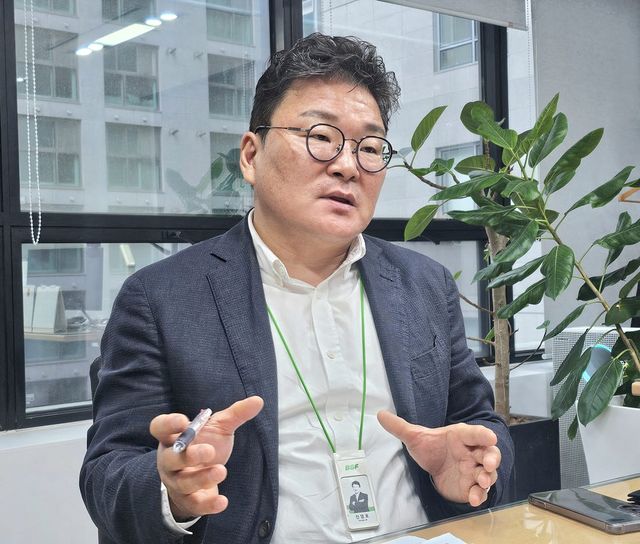 진영호 BGF리테일 상품·해외사업부문장(전무)이 최근 이데일리와 인터뷰를 하고 있다. (사진=한전진 기자)