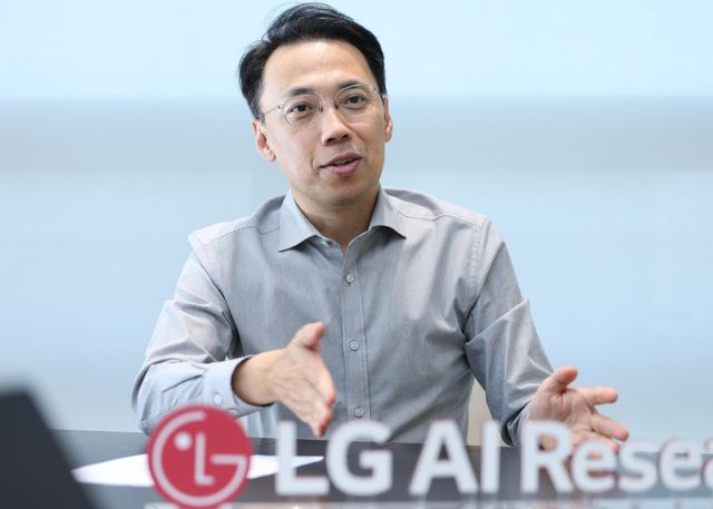 이화영 LG AI연구원 상무가 24일 서울 강서구 마곡중앙로 LG AI연구원에서 이데일리와 인터뷰를 하고 있다. (사진=노진환 기자)