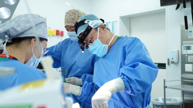 강경호 이대서울병원 교수, 갑상선암 로봇수술 1,300례 달성