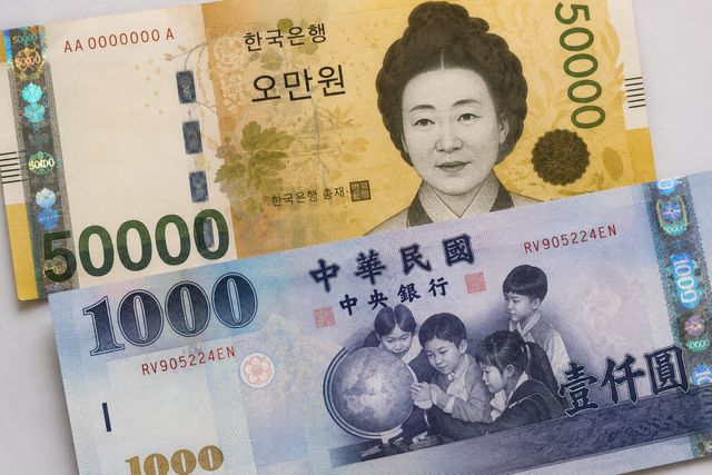 한국 5만원권과 대만 1000대만달러 지폐. (사진=AI 생성)