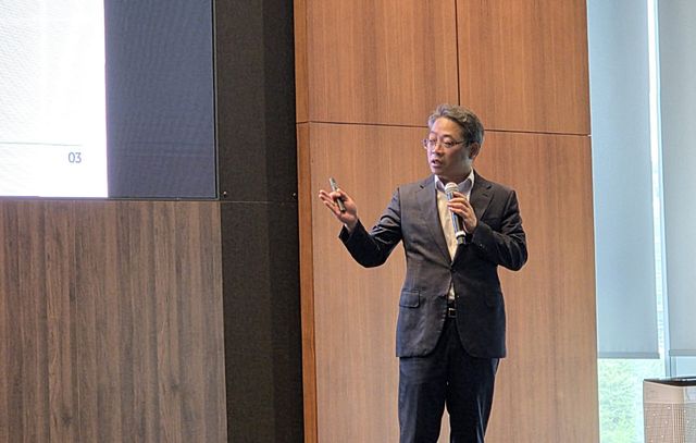 8일 서울 여의도에서 열린 '마케팅 커뮤니케이션 데이 2026'에서 박기원 삼현 대표이사가 차세대 성장 전략을 발표하고 있다.(사진=박정수 기자)