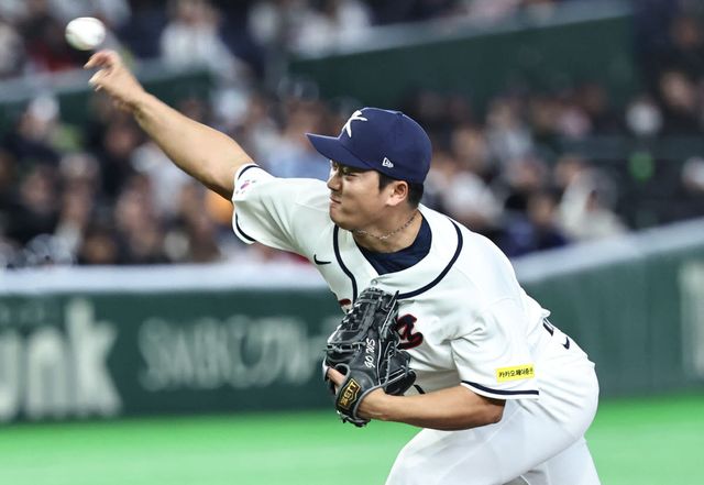 월드베이스볼클래식(WBC)에서 한국 국가대표로서 역투를 펼치는 고우석. 사진=연합뉴스