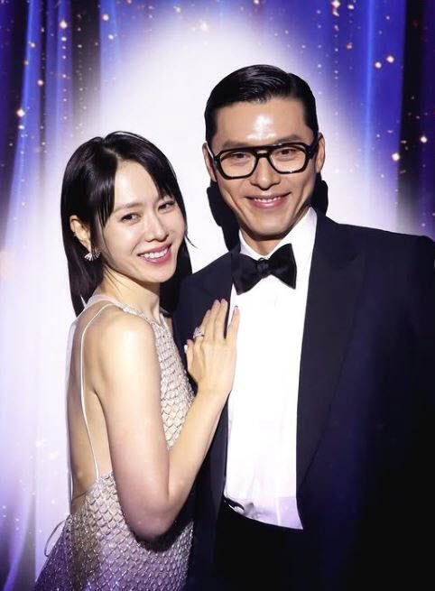 현빈·손예진, 아들과 함께 美 휴가…LA에서 포착