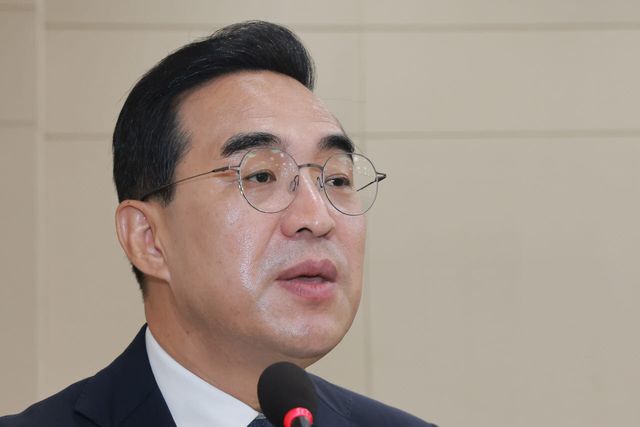 박홍근 기획예산처 장관이 9일 국회에서 열린 재정경제기획위원회 제2차 전체회의에서 인사말하고 있다.(사진=연합뉴스)