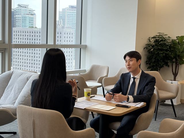 청년재무상담 재무코치가 상담을 진행하고 있다.(사진=서민금융진흥원)