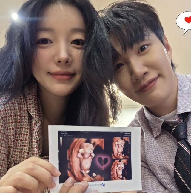 사진=문지인 SNS