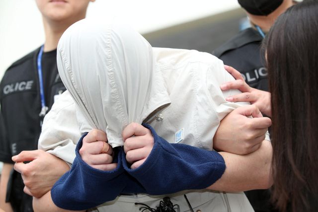 경산에서 중국인 유학생을 살해한 피의자가 지난 27일 오전 영장실질심사를 받은 뒤 대구지방법원을 떠나고 있다. (사진=연합뉴스)