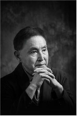 이성복 시인(사진=문학과 지성사)