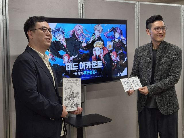 박영재 이안게임즈 대표, 김병기 PD가 17일 일본 치바 마쿠하리 멧세에서 열린 도쿄게임쇼(TGS)에서 한국 언론과 만나 인터뷰를 하고 있다. (사진=안유리 기자)