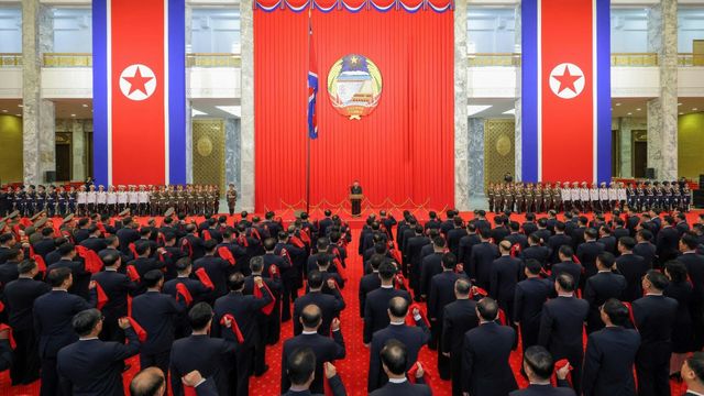 지난 9일 김정은 국무위원장 주재로 평양의사당에서 북한 정권 수립 78주년 기념 국기게양식과 중앙선서모임이 진행되고 있다. (사진=뉴스1)