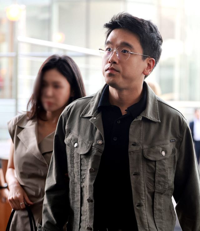 이재현 CJ그룹 회장의 장남 이선호 CJ 미래기획그룹장이 2일 서울 용산구 리움미술관에서 열린 CJ 나이트 인 셀러브레이션 오브 프리즈 서울에 참석하고 있다. (사진=뉴스1).