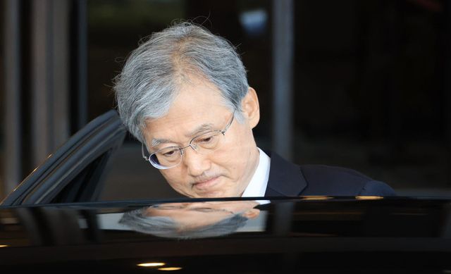 조희대 대법원장이 22일 서울 서초구 대법원을 나서고 있다.(사진=연합뉴스)