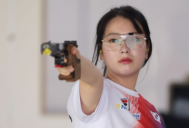 훈련하는 봉서린.(사진=연합뉴스)