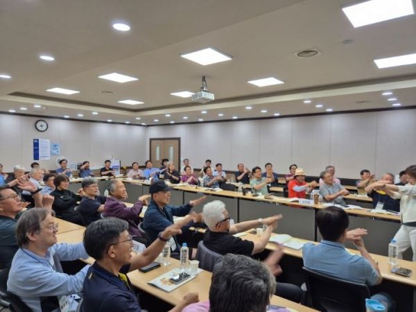 '2025년 제1기 전통나눔 할아버지' 신규 교육 모습(사진=문체부)