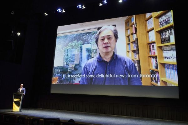 영상으로 수상소감 밝히는 박찬욱 감독(사진=연합뉴스)