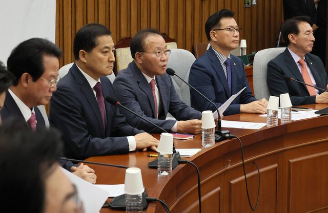 국민의힘 윤재옥 원내대표가 3일 국회에서 열린 원내대책회의에서 발언하고 있다. [사진=연하뉴스]