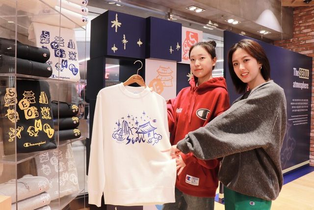 챔피온은 첫 한국 한정판 상품으로 ‘서울의 정취(the SEOUL atmosphere)’ 컬렉션을 선보인다. [사진=LF]