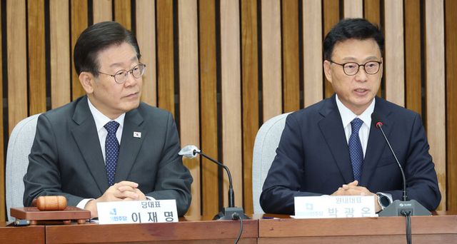 박광온 더불어민주당 원내대표가 9일 국회에서 열린 확대간부회의에서 발언하고 있다. [사진=연합뉴스]