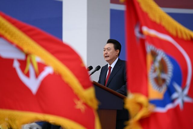 윤석열 대통령이 지난 1일 성남 서울공항에서 열린 건군 76주년 국군의날 기념식에서 기념사를 하고 있다. [사진=대통령실]