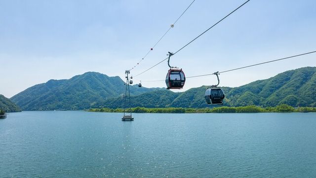 강원도 춘천시 삼악산 호수 케이블카 봄시즌 전경. [사진=소노인터내셔널]
