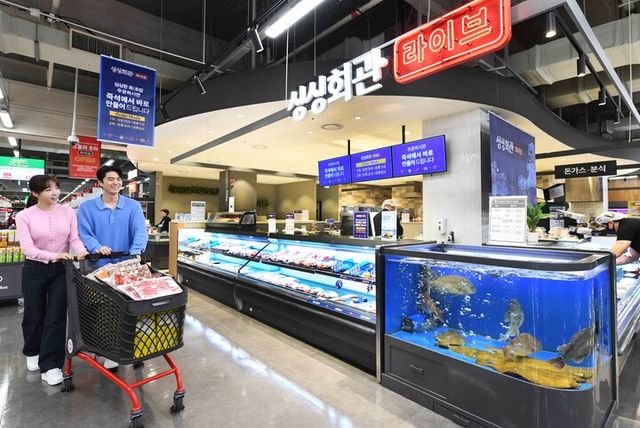 ‘홈플러스 메가 푸드 마켓 라이브’ 강서점. [사진=홈플러스]