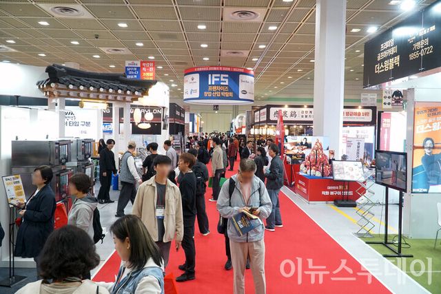 31일 서울 강남구 코엑스에서 열린 IFS 프랜차이즈 창업·산업 박람회 현장. [사진=안경선 기자]